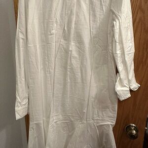 Elegant White Long Sleeve Dress